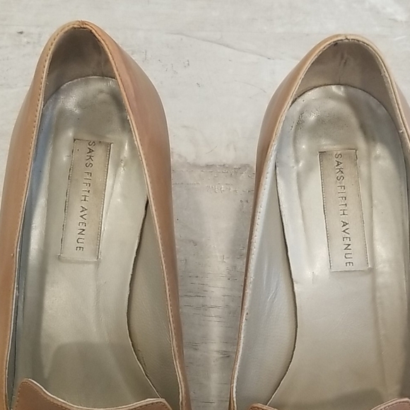 💕SAKS FIFTH AVENUE💕 Penny Loafer Leather Heels - Picture 5 of 13